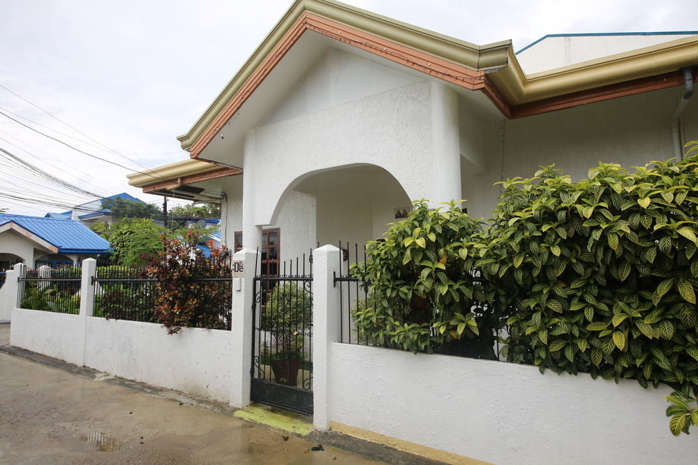 Dee Guest House Lapu-Lapu City Esterno foto