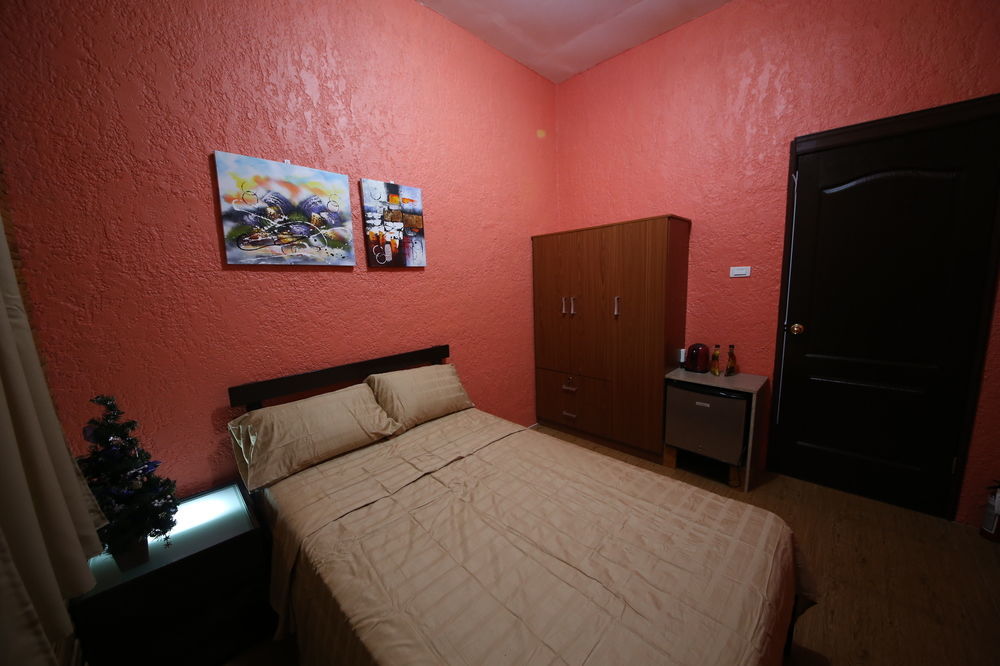 Dee Guest House Lapu-Lapu City Esterno foto