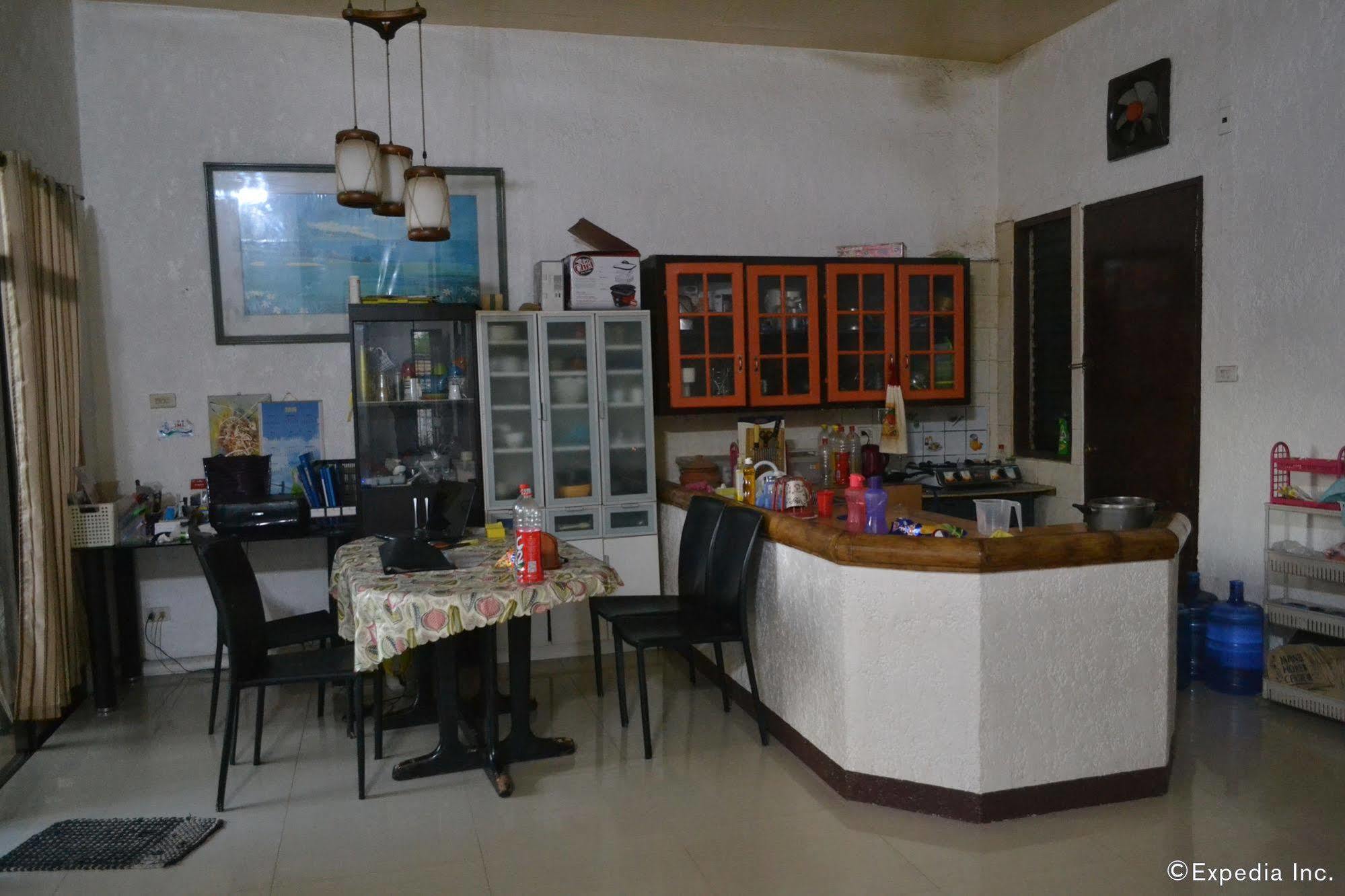 Dee Guest House Lapu-Lapu City Esterno foto